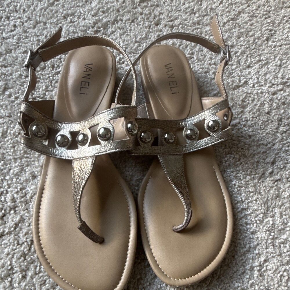 VANELi Sandals Womens 9M Gold Studded Strappy Thong Buckle Leather Flat